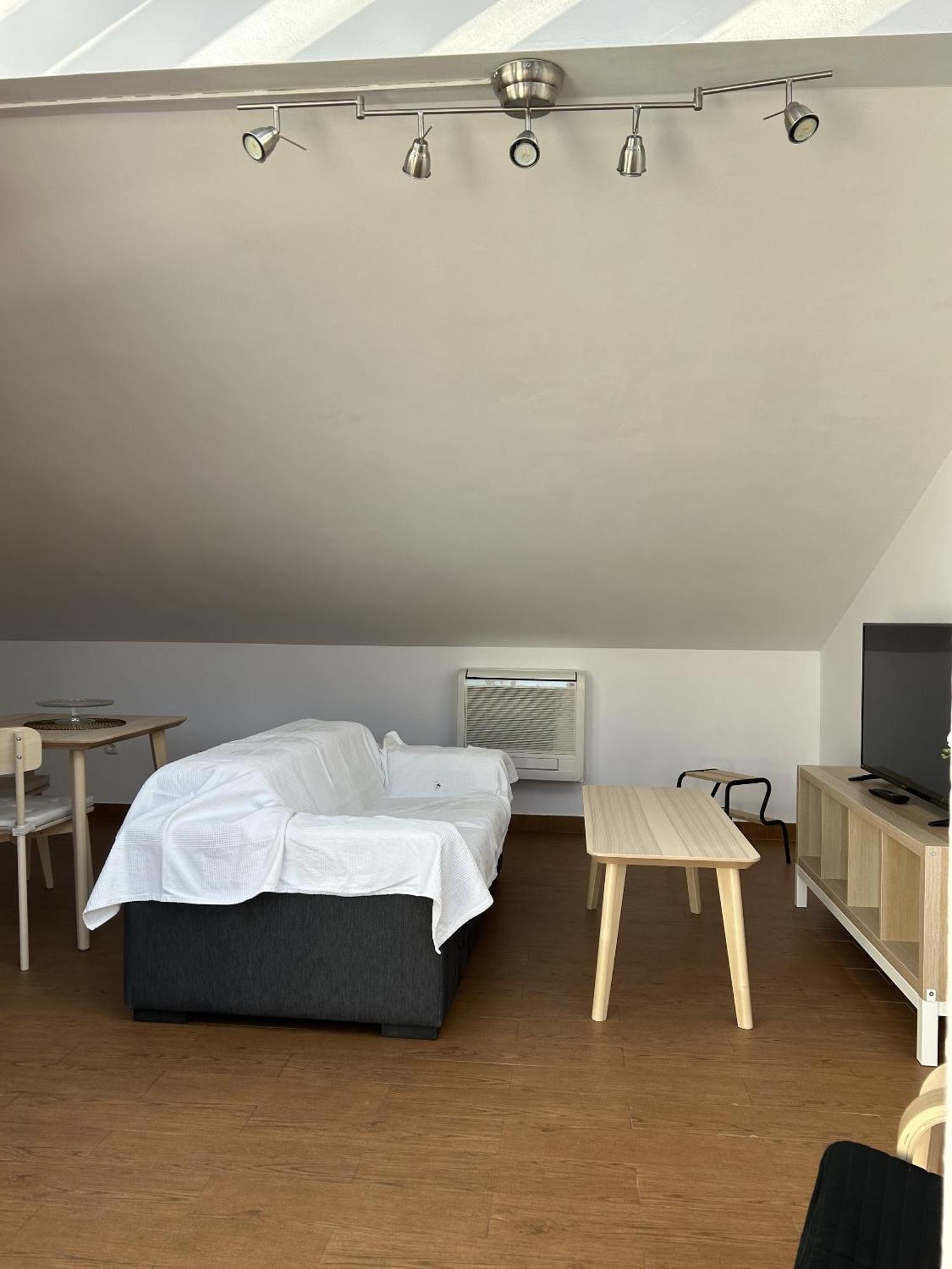 Apartamentos El Palo مالقة الغرفة الصورة